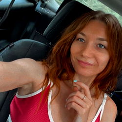 Tori - Exclusively Captivating