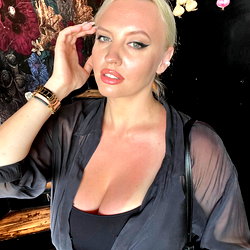 Goddess Sigal 👑 photo