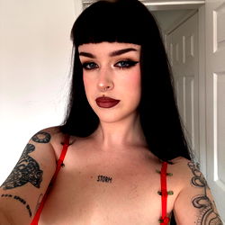 charlotte 🌹 FULL LENGTH VIDS ON FEED photo