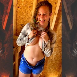 Explore the Enigmatic Charms of Off Grid Misty ☼ 🌴😋