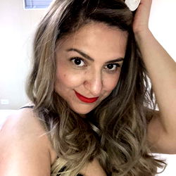 Edith Campos: The Alluring Mexican Cat Lover on OnlyFans