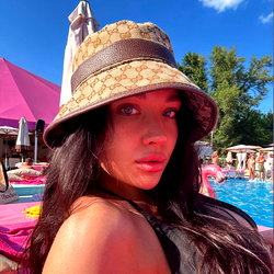 Elektra Natchios 🪭 photo