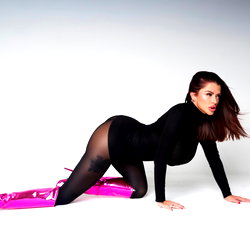 Joslyn James photo