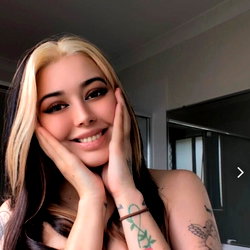 Bree Louise photo