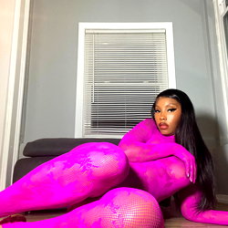 Sobomb 🍑 photo