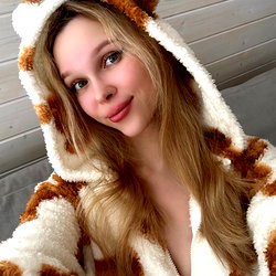 🍓 LittleKitty69 photo