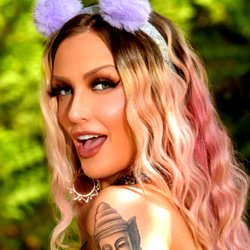 🎂 BIRTHDAY Sep 1st 💦 LizzieRoseTV 🥰 photo