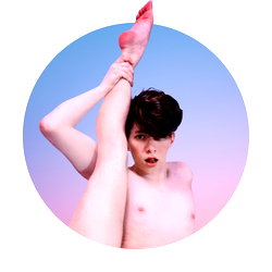 Flexible Twink Boy 🥵 photo