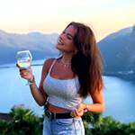 laura photo