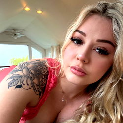 𝐋𝐮𝐜𝐤𝐲’𝐬 𝐕𝐈𝐏 photo