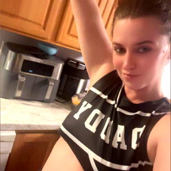 Curvy m*lf ❤ photo