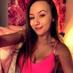 Paisley Snow 🤍 photo