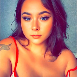 Maddi✨🦋 photo