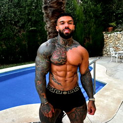 Troyz world 🌎 photo