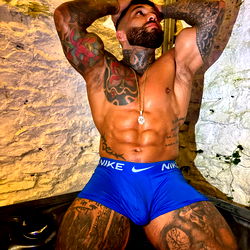 Troyz world 🌎 photo