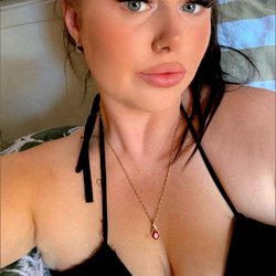Blueeyedbarbieee photo