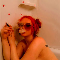 Khaleesi Gates || Serena Slays 🖤🥥 photo