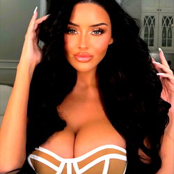 Abigail Ratchford 💕 photo