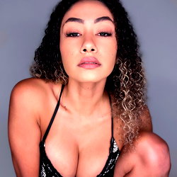 Daisy Diaz 😇👅 SHOW ME SOME MONEY💰 photo