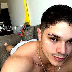 Keylor_fit_gratis photo