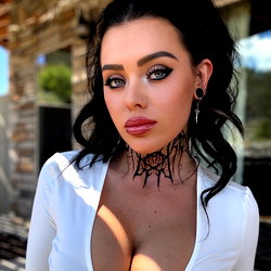 Lou Lou Belle 💋 photo