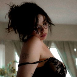 Daisy ˚❀༉‧ photo