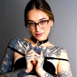 ⚡Kinky Heimia⚡ photo