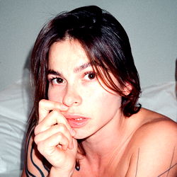 Poly Luna 🎻  prof cellist photo