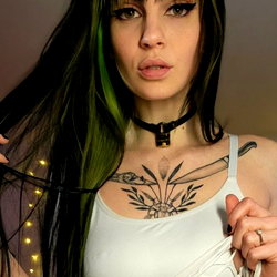 Prettyinpunk92 photo