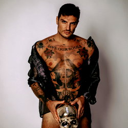 Luigi Mario Favoloso photo