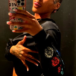 Rose 🌺😈💕 photo