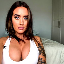 ♡Jessica Carter┋𝐄𝐱𝐩𝐥𝐢𝐜𝐢𝐭. 𝐄𝐱𝐩𝐞𝐫𝐢𝐞𝐧𝐜𝐞𝐝 ♡ photo