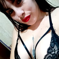 Angeles😈💜 photo