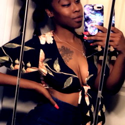 NycoleRose photo