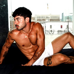 LC photo