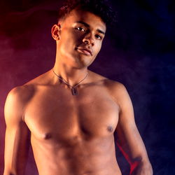 Mace Brown 🤠 🍆 photo