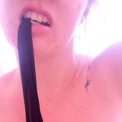 TiffanyVoilet photo