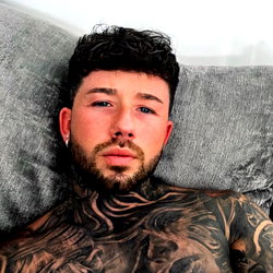 SMALL BUT BIGGG photo