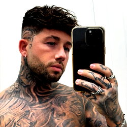 SMALL BUT BIGGG photo