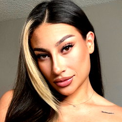 Roxxie Rivers photo