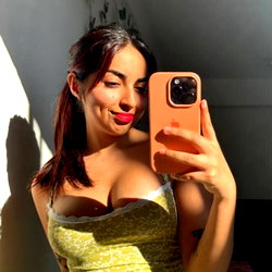 Eva💕🥰 photo