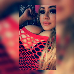 DIOSA TETONA💋 photo