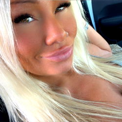 ᗷᗩ𝗂ᒪ𝖤Y🫧🐠 photo