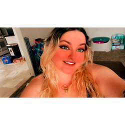 AshieeBearr photo