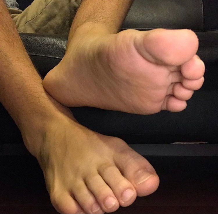 Feet batman photo