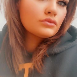 Syd's Private OnlyFans Paradise: A Free Journey Through Her Captivating