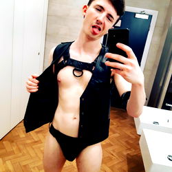 Alex Knightxxx photo