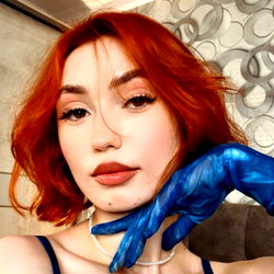 Scarlet 💙 photo