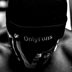 dereckchisora photo