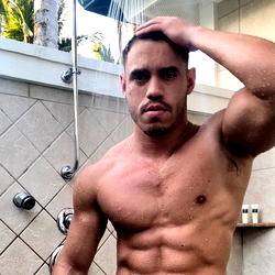 Oliver Hunt photo